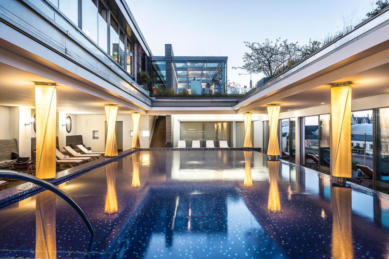Bayerischer Hof Monaco di Baviera